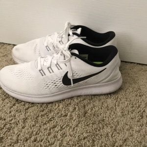 White Nike Free Runs
